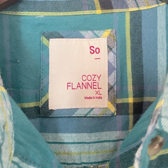 Womens So Button Front Flannel - Picture 5 of 5
